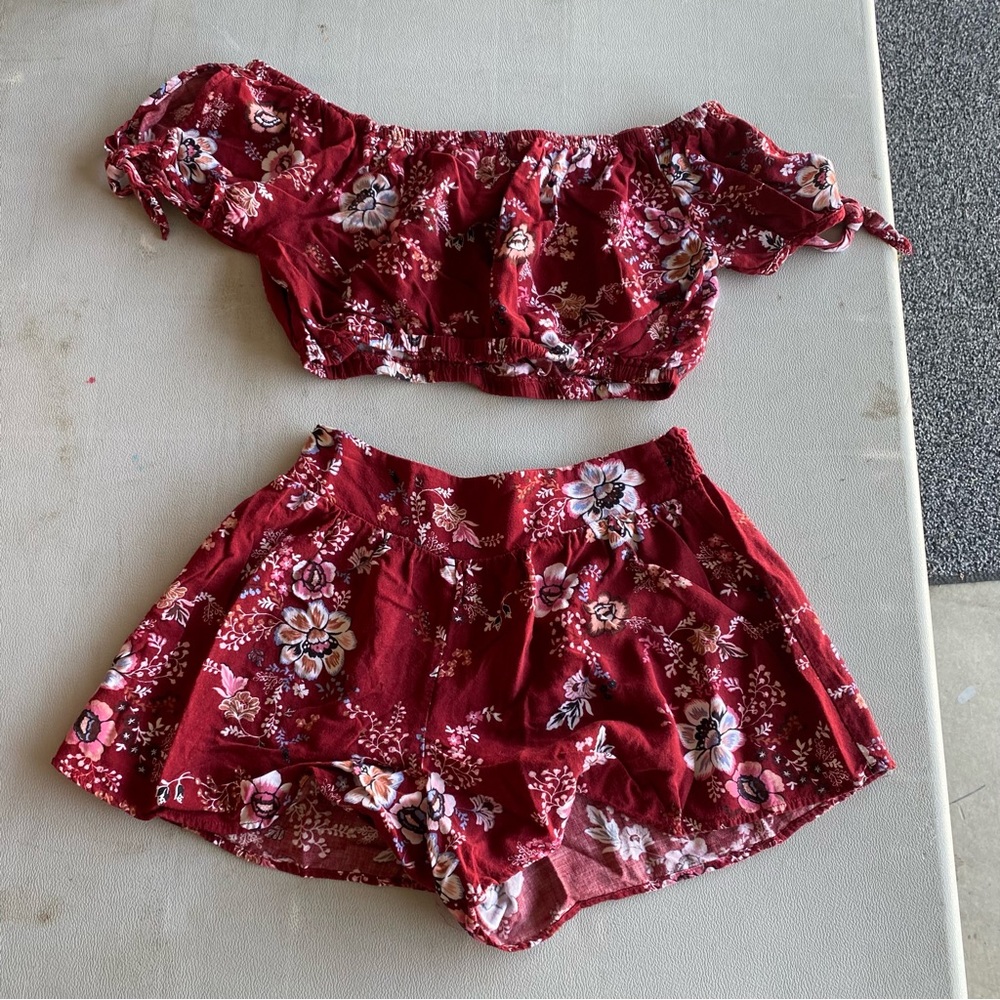 2 piece floral set